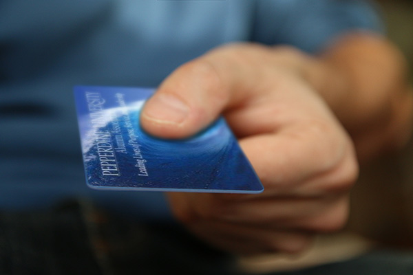 Access benefits with an Alumni ID Card