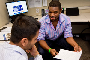 Students discuss reports - Pepperdine University