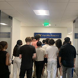 students exiting a cruise ship