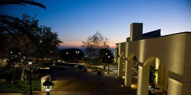 The view of Pepperdine University at night