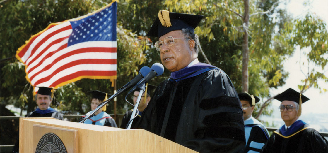 Author Alex Haley addresses a graduating class