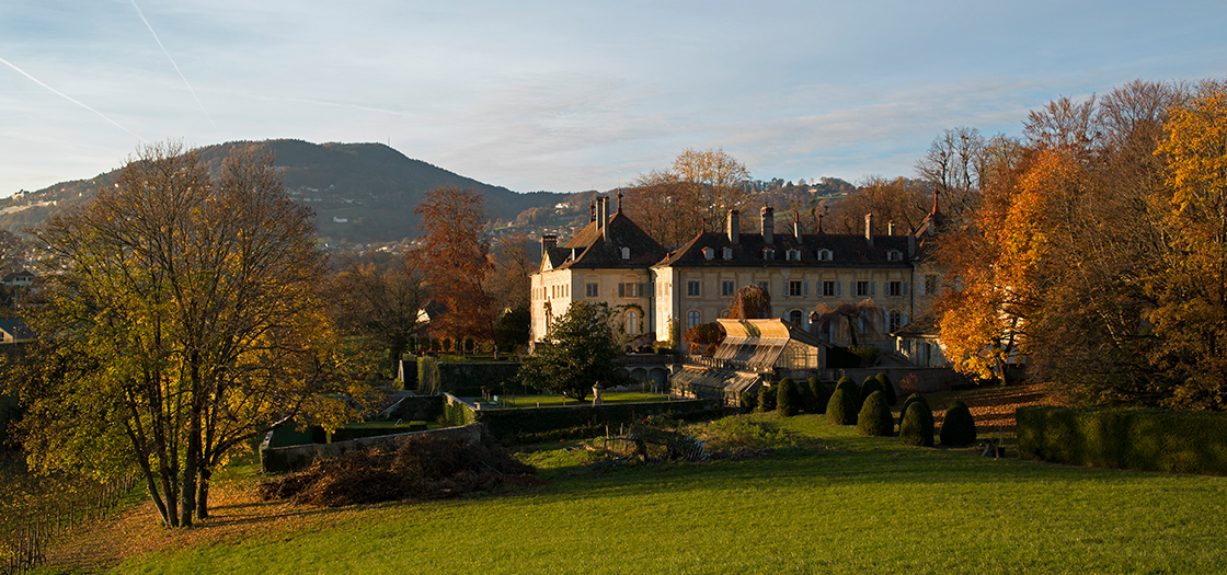 Château d’Hauteville exterior and grounds