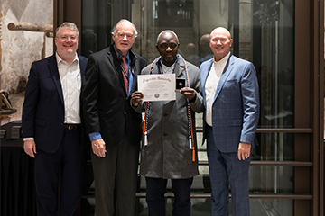 Participants receiving certificates 