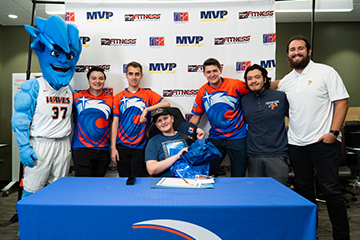 Connor Woods and the Pepperdine Esports Team