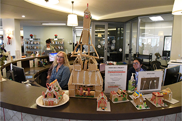 Students' decorated gingerbread houses on display in Payson