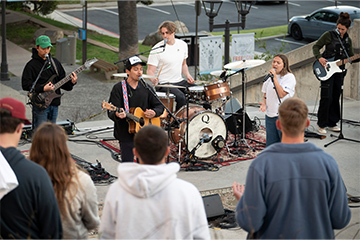 WAVES WORSHIP