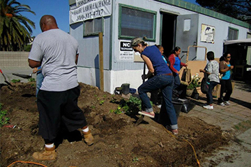 Early photo of volunteers at Malibu Community Labor Exchange