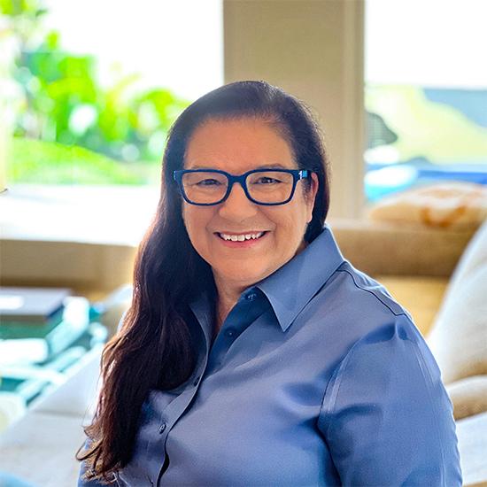 Pepperdine Graziadio Business School Announces Physician and Innovator Martha Molina Bernadett (MBA '01, PKE 105) as Distinguished Alumnus Award Recipient